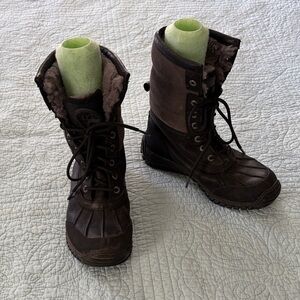 UGG Adirondack II Winter Boots in Black with Gray Shearling